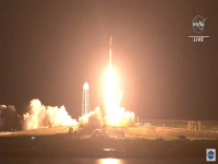 SpaceX搭载4人飞赴国际空间站