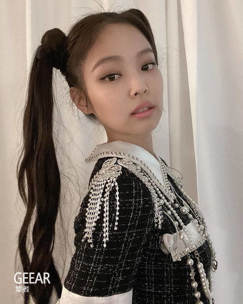 Jennie˫β_ݵġСͣ˰Ȧ