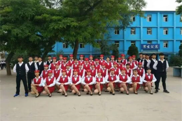 ѧУѧѶǮ?5000Ԫ(Ԫ)