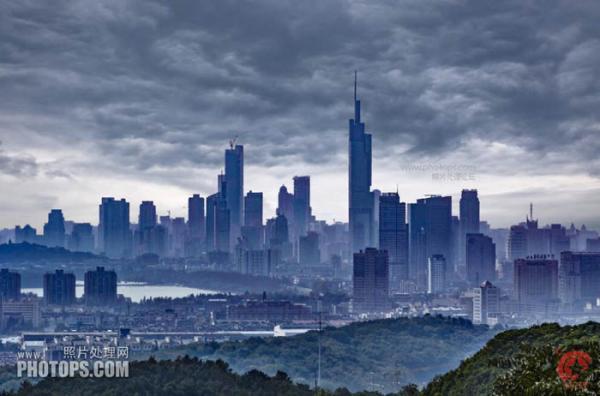 Photoshop把雾霾城市图片转为高清风景大片